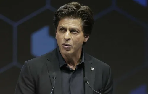 SHAH RUKH KHAN IS INSPIRED BY PM MODI, HERE'S WHY!