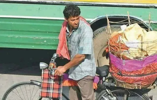 Hrithik Roshan Looks Unrecognisable On The Sets Of Super 30 In Jaipur