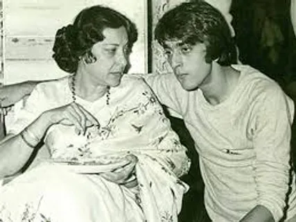 Sanjay Dutt gets emotional on Nargis Dutt's 37th death anniversary