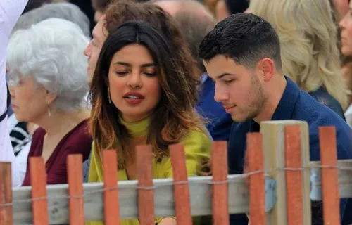 DOES THESE PICTURES OF NICK AND PRIYANKA TESTIFY THEIR RELATIONSHIP?