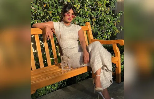 NICKS'S ADORABLE COMMENT ON PRIYANKA'S PHOTO WILL DEFINITELY MAKE YOUR DAY
