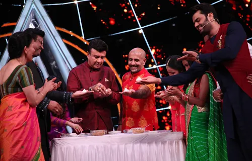 Modak making competition on Indian Idol 10