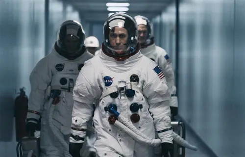 Movie Review: First Man (Hollywood)