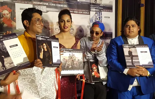 Arshi Khan Unveils The Calendar ‘2019 The Iconic Calender’