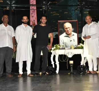 Salman Khan Reached Rajkumar Barjatya's Prayer Meet