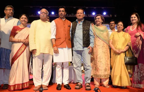 Salim Khan, Mr.Madhur Bhandarkar, Helen, Sucheta Bhide-Chapekar Among Others Felicitated At The Prestigious Master Deenanath Mangeshkar Awards