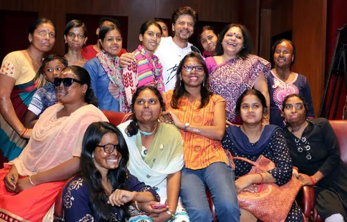 Shah Rukh Khan Launches Meer Foundation Website On Father’s Day