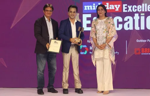 Viveck Shettyy Conferred With Mid Day Award For Excellence In Motivational Speaking