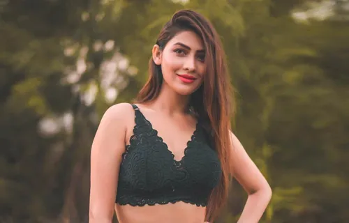 Aayra Katre Is Excited With The Success Of Her First Music Video