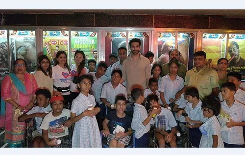 Super 30 Actor Nandish Sandhu And His Friend Gaurav Aggarwal Arrange Screening For The Underprivileged Kids In Multiplex