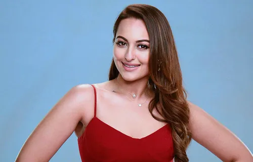 Sonakshi Sinha To Fly In From Hyderabad Just To Attend The Trailer Launch Of Mission Mangal
