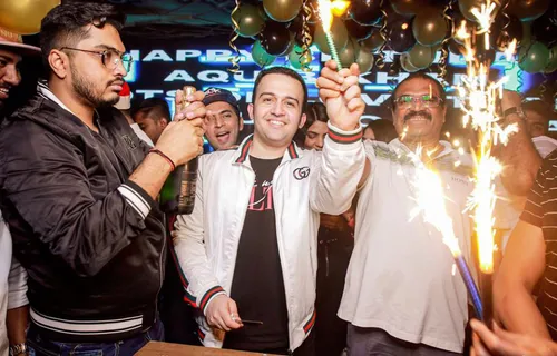 Aquib Khan celebrated his birthday at the newly opened lounge