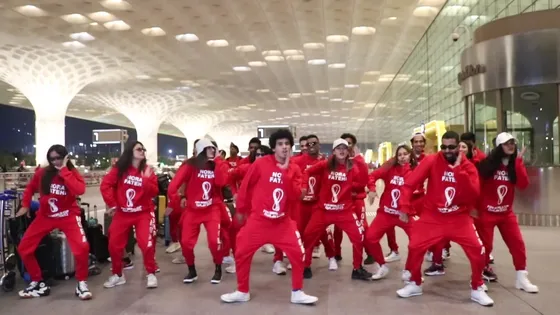 NORA FATEHI DANCE CREW MEMBERS PERFORMANING AT INTERNATIONAL AIRPORT DEPARTURE LEAVING FOR QATAR FOR FIFA WORLD CUP