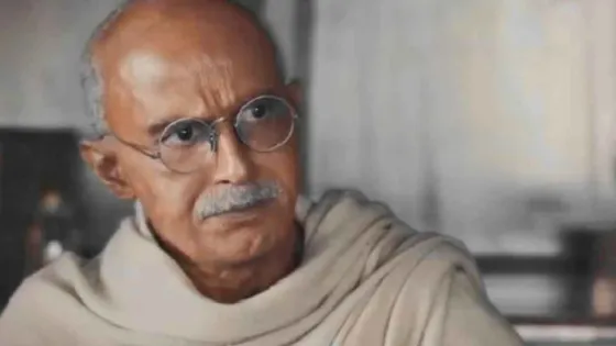 Rajesh Khera Shines as Mahatma Gandhi in "Swatantrya Veer Savarkar"