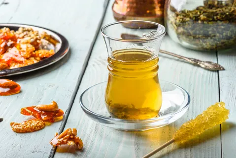 5 Health Benefits of Kashmiri Kahwa Tea