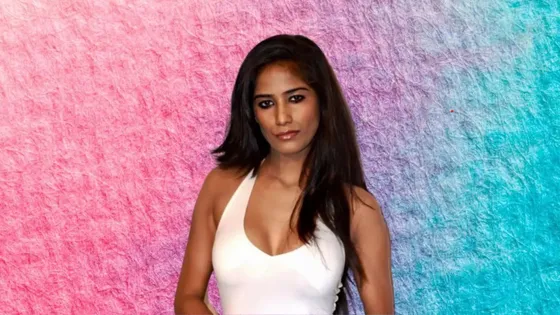 Poonam Pandey का 32 साल की उम्र में सर्वाइकल कैंसर से हुआ निधन