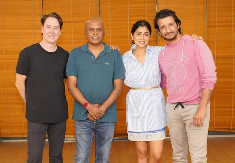 यामिनी फिल्म्स ने 'म्यूजिक स्कूल' की घोषणा की, जिसमें इलैयाराजा का अनूठा संगीत है - शरमन जोशी और श्रिया सरन होंगे लीड