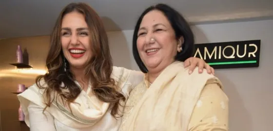 हुमा कुरैशी ने दिल्ली में किया अपनी मां के सैलून 'अमीकुर' को रीलांच