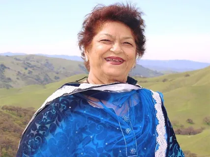 Saroj Khan Death: सरोज खान ने 71 साल की उम्र में दुनिया को कहा अलविदा , शोक में डूबा बॉलीवुड