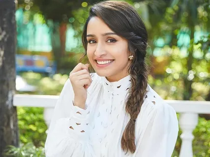 Shraddha Kapoor Instagram: श्रद्धा कपूर के इंस्टाग्राम पर हुए 50 मिलियन फॉलोअर्स , जानिए कौन-कौन सी एक्ट्रेसेस है टॉप 5 की लिस्ट में