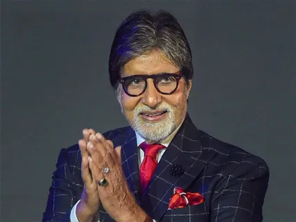 अमिताभ बच्चन ने शेयर की अपने पिता हरिवंश राय बच्चन की कविता , लिखा - 'मेरे श्रद्धेय बाबूजी के हौसला जगाने वाले शब्द