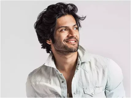 Ali Fazal 2023 की शुरुआत अनुराग बसु की 'Metro In Dino' की शूटिंग के साथ करेंगे