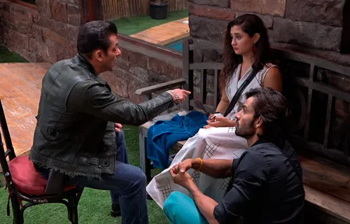 Bigg Boss-13, वीकेंड का वार: सलमान खान ने रश्मि और अरहान से बात करने के लिए बिग बॉस के घर में एंट्री की