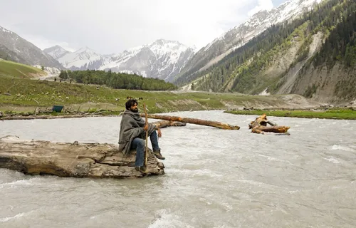 'हफीज हाफिज' गाने की तैयारी के लिए जंगलों में कैम्प लगाकर रह रहे है अविनाश