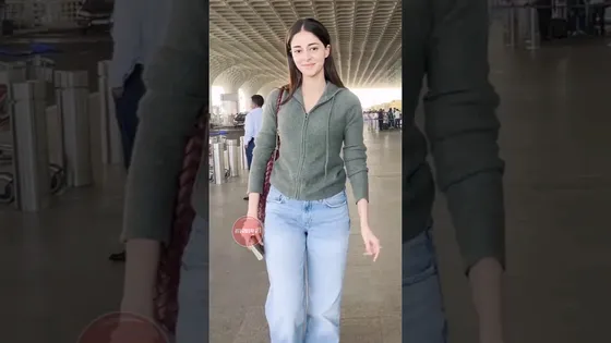 Bollywood Actress Ananya Pandey Spotted At Mumbai Airport