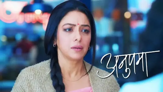 Anupamaa spoiler: Anuj chooses Anu over Aadhya; discovers Toshu's true guilt