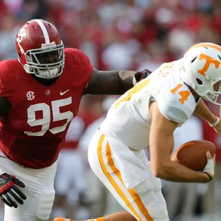 How to Livestream the Tennessee Volunteers vs. Alabama Crimson Tide NCAA Football Game Today