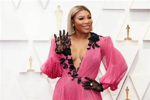 Serena Williams Celebrated as 'Fashion Icon' at Prestigious Awards Night