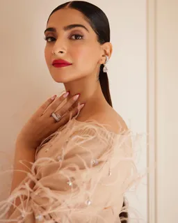 Sonam Kapoor owns Paris Fashion Week with her stunning appearance for Valentino!