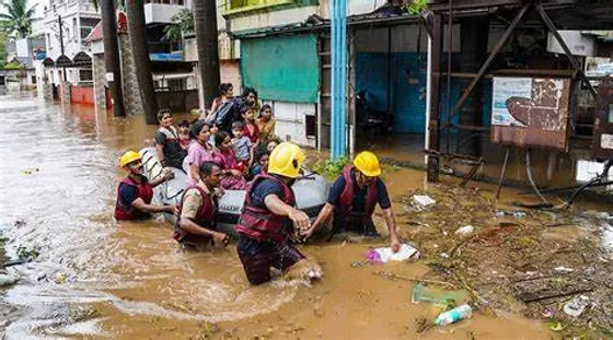 Maharashtra Weather Tragedy: 10 Lives Lost in Raigad Landslide, CM Offers Rs 5L Ex Gratia