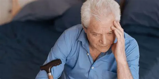 6 Warning Signs That Your Age-Related Memory Loss Isn't Normal