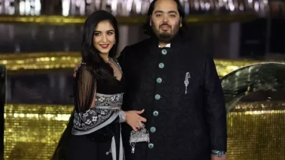 'Anant Ambani's Extravagant Shopping Spree in Dubai Mall: A Luxurious Affair with State-of-the-Art Security'
