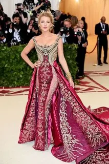 10 Most Iconic Met Gala Looks : Click Here to See More