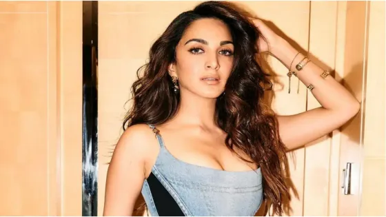 From Carrying 5 Lakhs Chanel Bag To Fendi, Check Out The Shocking Prices Of Kiara Advani's Luxury Handbags!