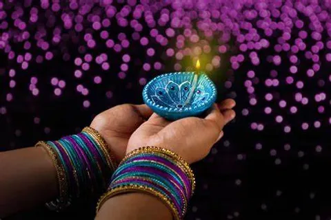 Sustainable Fashion Tips for a Green Diwali Celebration in 2023