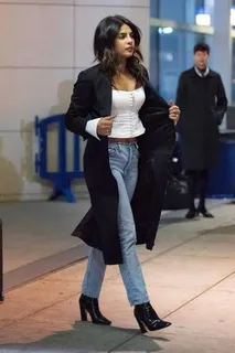 5 Celebrity Airport Looks That Nail the Black Blazer Style