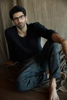 Watch! Aditya Roy Kapur is stealing hearts with his new ad campaign!