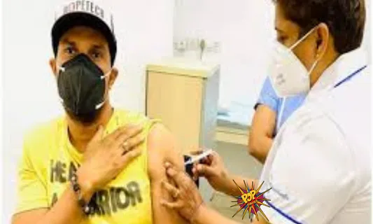 Randeep Hooda is fully vaccinated, and shared his jab moment on social media!