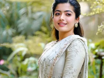 Pushpa's star Rashmika Mandanna is undoubtedly a National Crush! Also, the Queen turns 26 today!