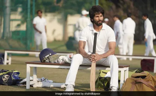 Jersey Review: Shahid Kapoor Lives the Character, Mrunal Thakur & Pankaj Kapoor Makes it a Must Watch | 4/5