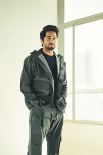 Ayushmann Khurrana raises voice to end violence against children on National Youth Day!