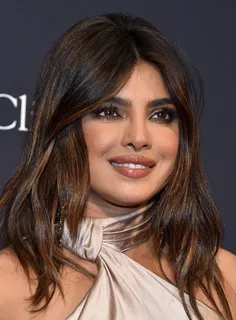 Shocking: Actress Priyanka Chopra trolled for high prices for homeware; netizens laugh out loud at Rs 31,000 pricetag for 'basic' table cloth
