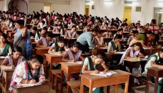 Students Asks Supreme Court for Hybrid Mode Exams of CBSE and ICSE Term 1