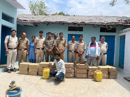 Chhatarpur: राजनगर पुलिस ने 30 पेटी शराब कुल 250.16 लीटर कीमती लगभग 250000 की अवैध शराब जप्त कर आरोपी को किया गिरफ्तार