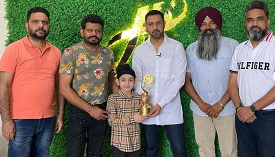 Gippy Grewal’s Film ‘Ardaas Karaan’ Wins 6 Trophies At PTC Punjabi Film Awards 2020, Posts Heartfelt Note