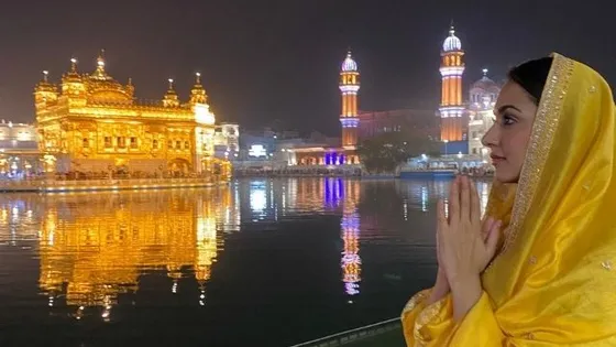 Kiara Advani pays obeisance at Golden Temple in Amritsar [See Pictures]